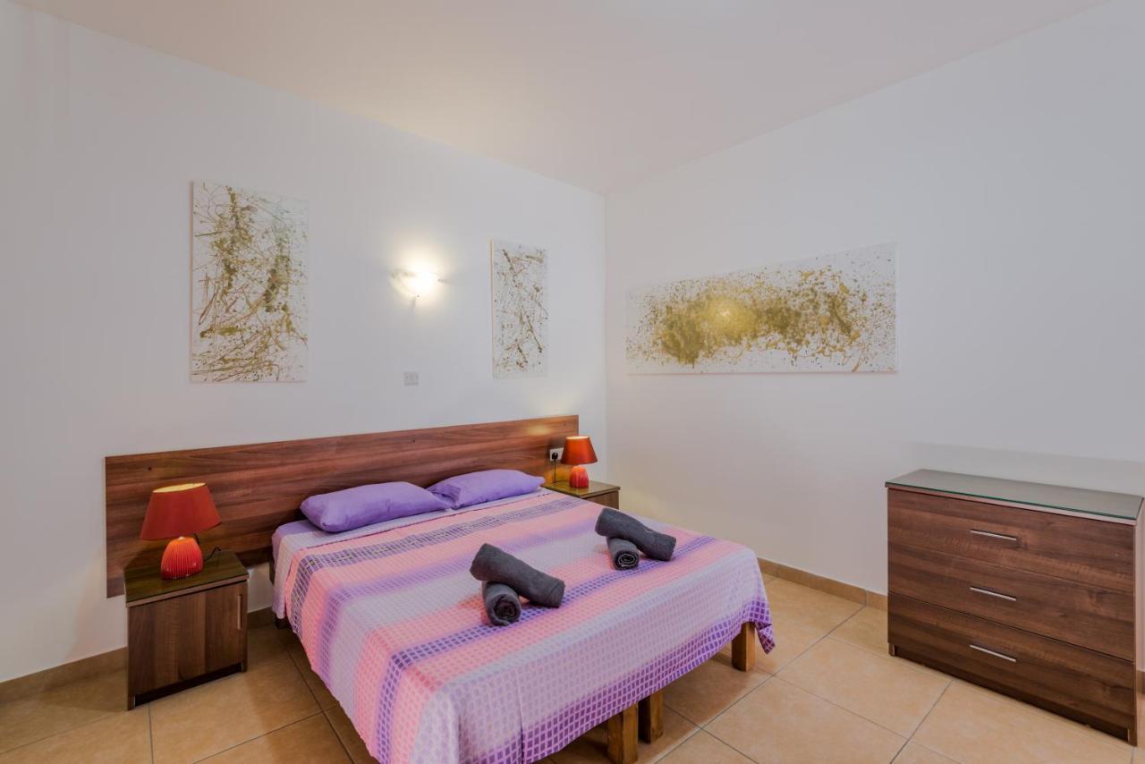 Blue Harbour Seafront Penthouse With Large Terrace With Panoramic Sea Views - By Getawaysmalta Apartment St. Paul's Bay Ngoại thất bức ảnh